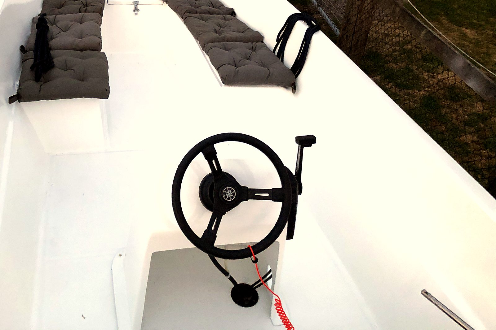 Stuurconsole van de sloep